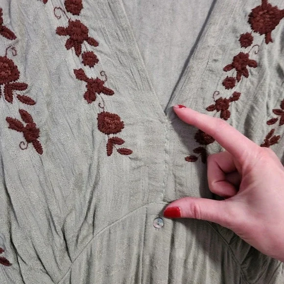 FREE PEOPLE Embroidered Midi Dress Sage Green Boho Festival M - Picture 6 of 12